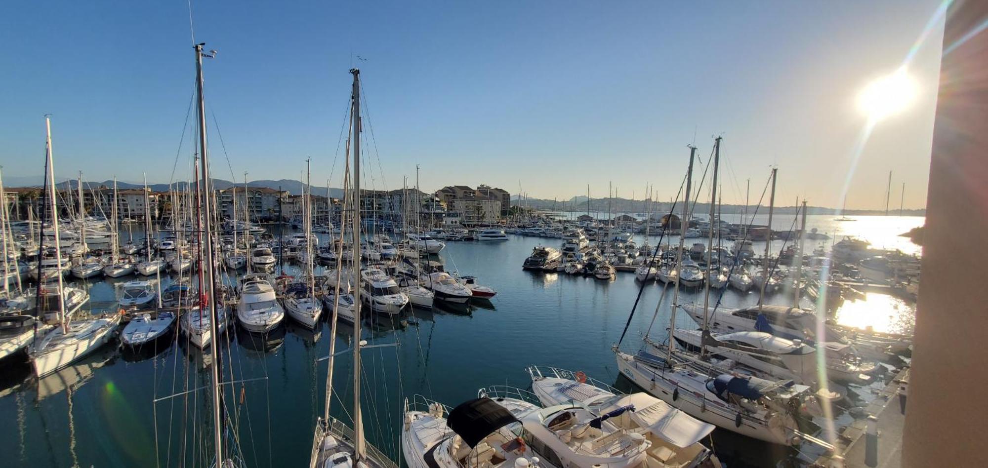 Residence Cap Hermes, Incroyable Vue Sur Le Port, Fréjus Exteriör bild